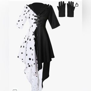 Cruella Deville Costume. XS. Brand new. Never used.
